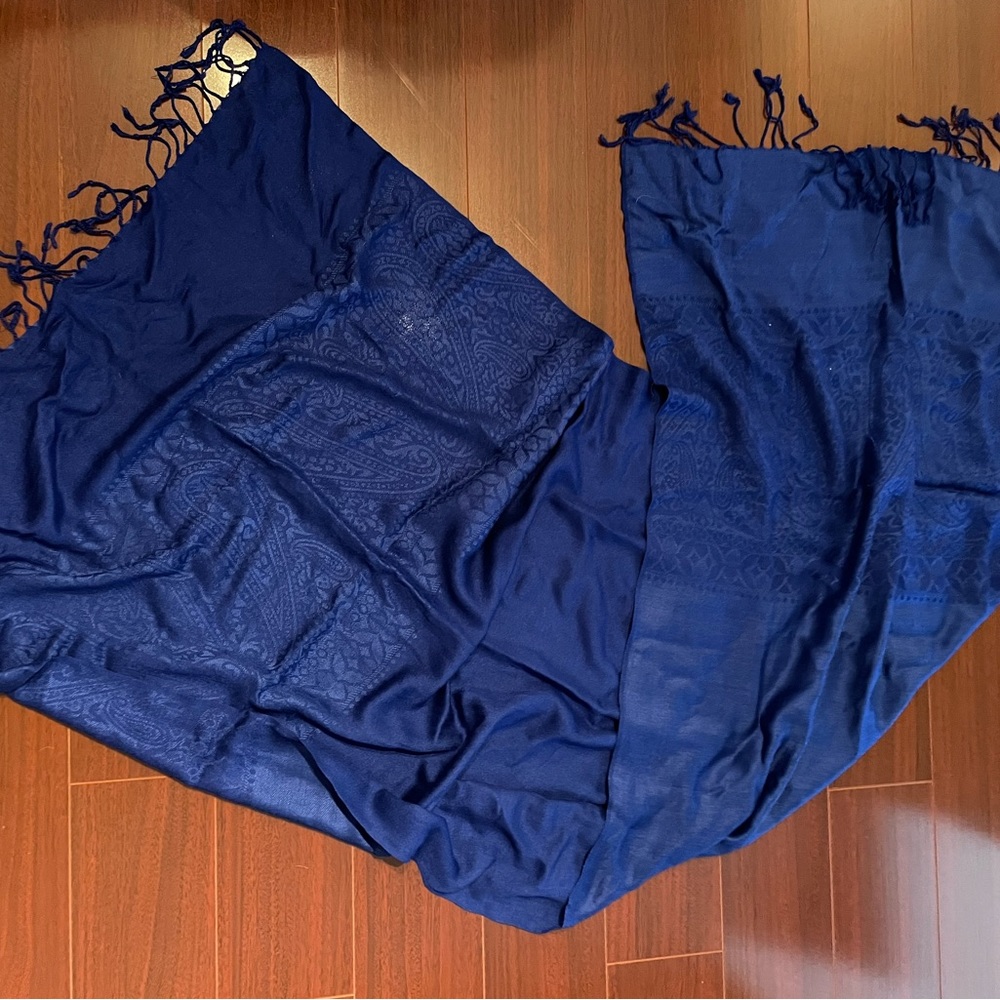 Blue pashmina scarf